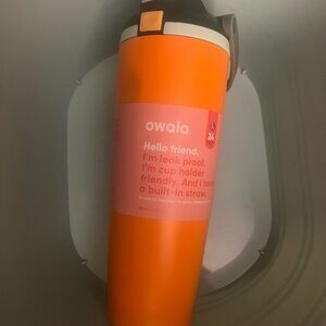 Owala Orange Water Bottle with Built-in Straw 30 Oz